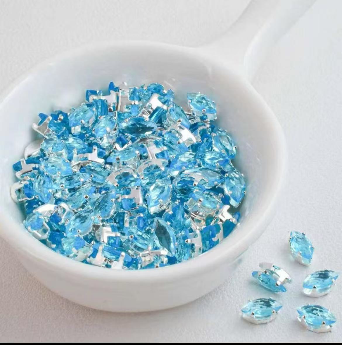 GA  Marquise zircon beads 3*6mm