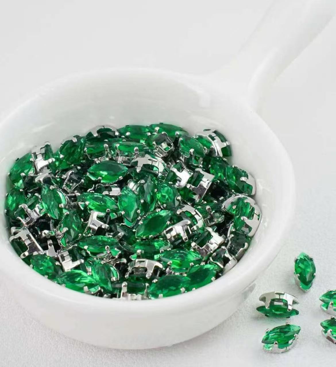 GA  Marquise zircon beads 3*6mm