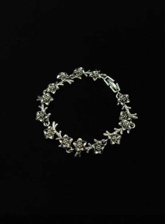 Ancient silver flower bracelet