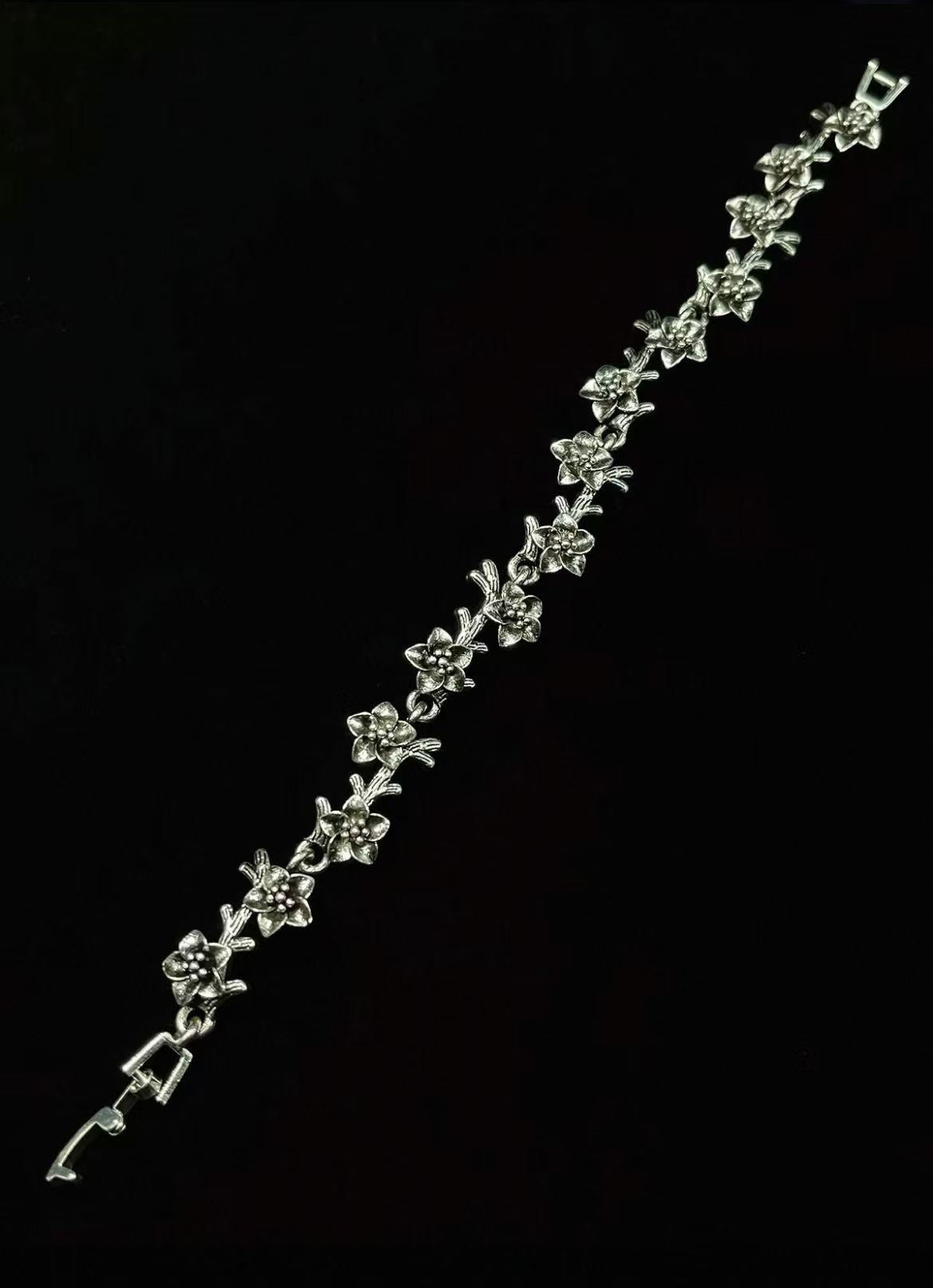 Ancient silver flower bracelet