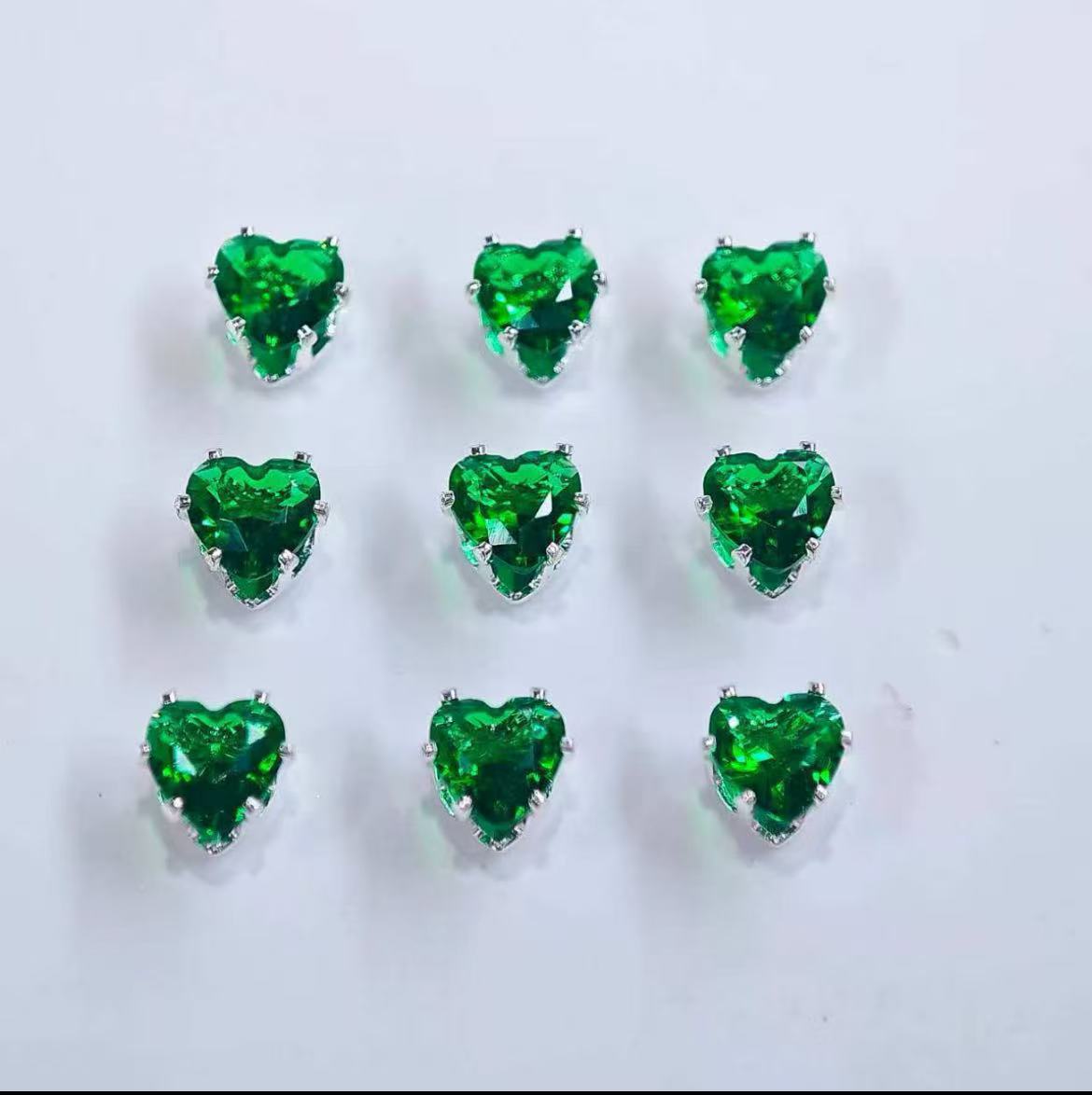 GA heart-shaped zirconia beads 4mm