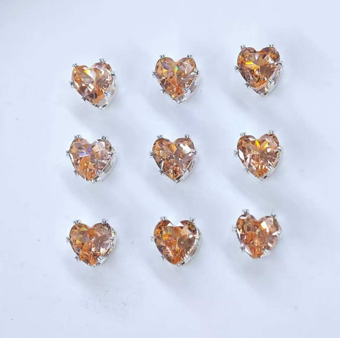 GA heart-shaped zirconia beads 4mm
