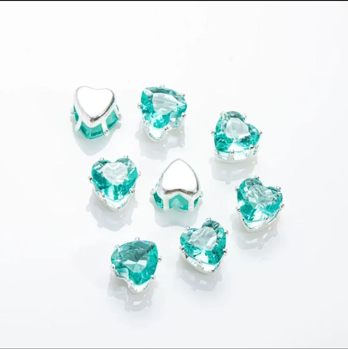 GA heart-shaped zirconia beads 4mm