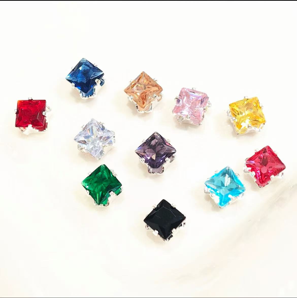 GA cube shaped zirconia beads 5*5mm