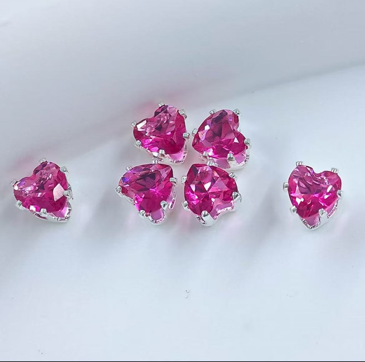 GA heart-shaped zirconia beads 4mm
