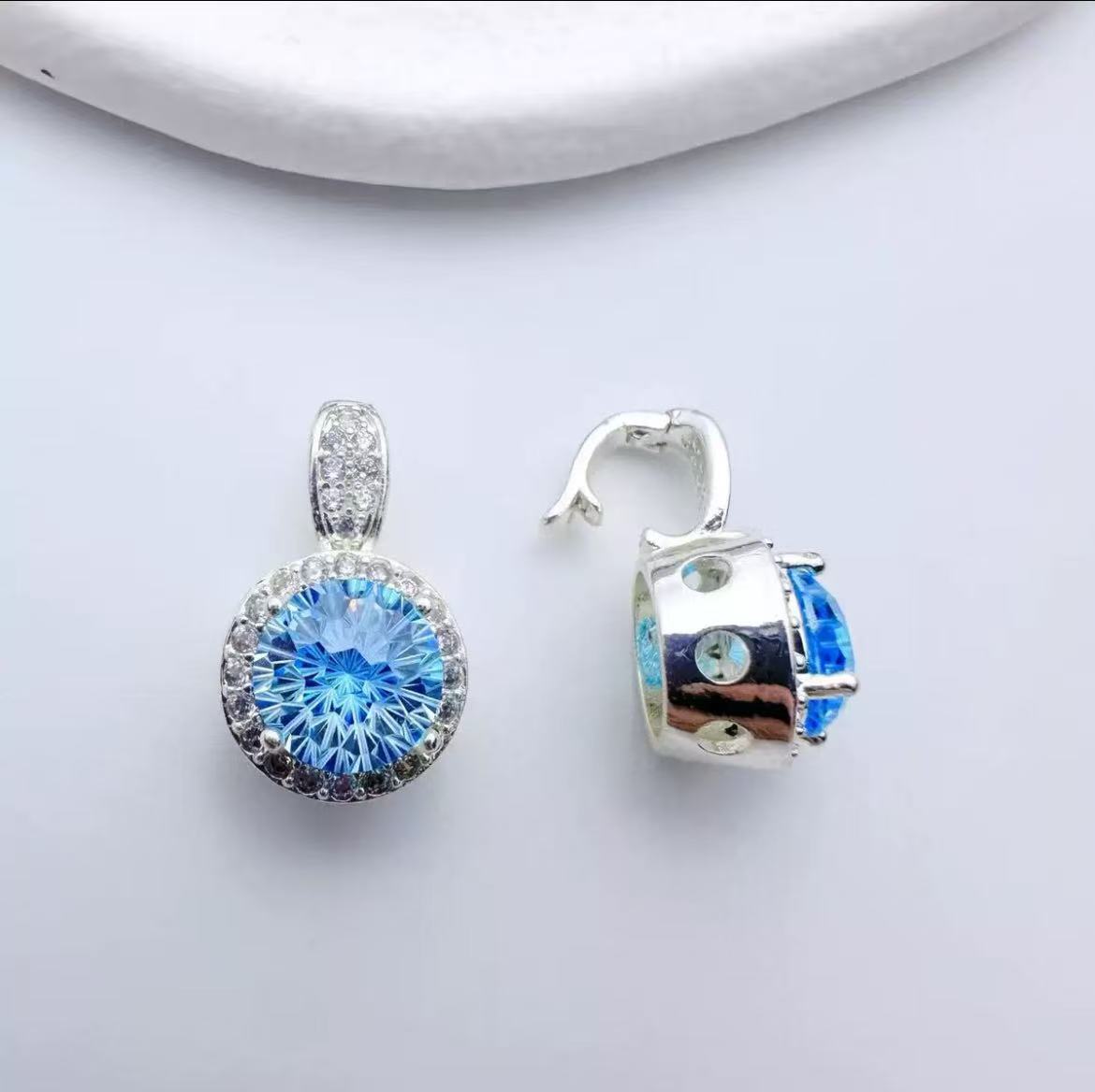 14k rose-cut zirconia beads